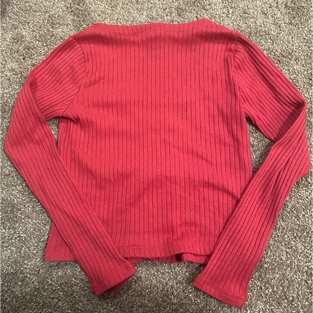 Red Cardigan w/button 🍎 - Picture 2 of 2